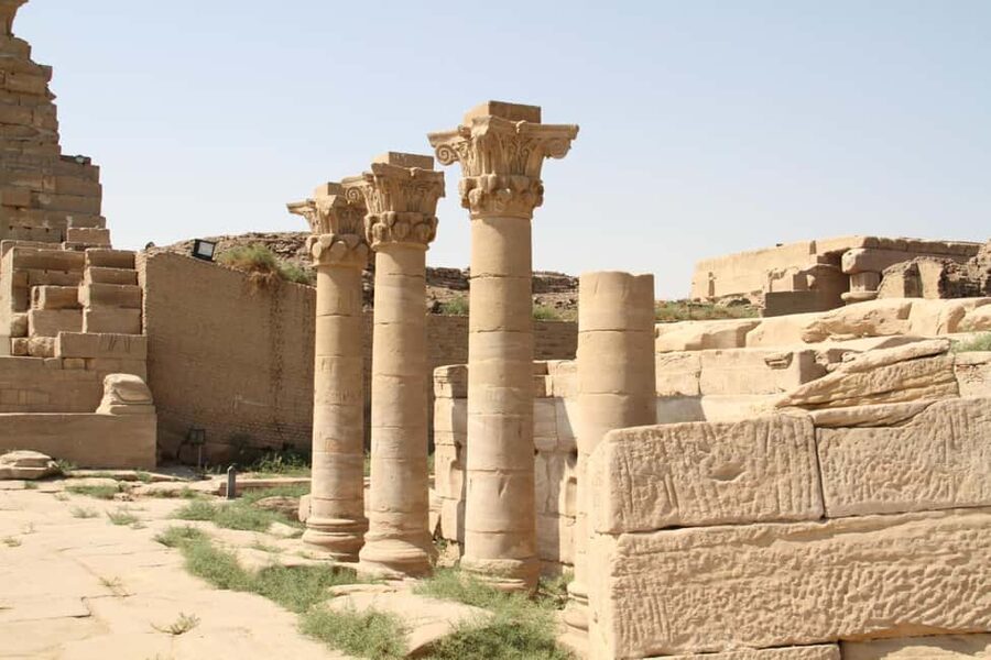 Dendera and Abydos Temples Guided Tour From Luxor - The 7:00 am pickup and road time