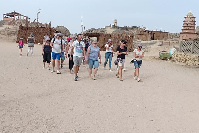 Desert adventure of Mega Safari in Hurghada - Learning to Handle the Automatic Quad Bike