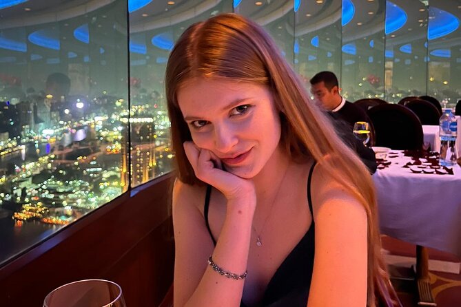 Dinner between clouds by full rotating restaurant - Who will enjoy this Cairo dinner most