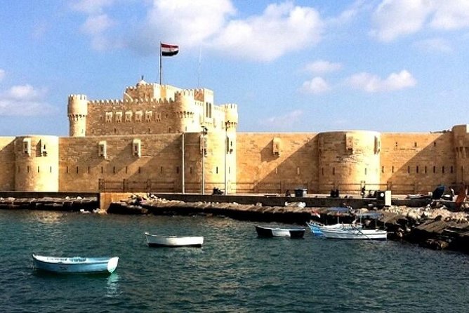 Discover Alexandria's Wonders: Full-Day Private Tour from Cairo - Pompey’s Pillar and a name that tells the wrong story