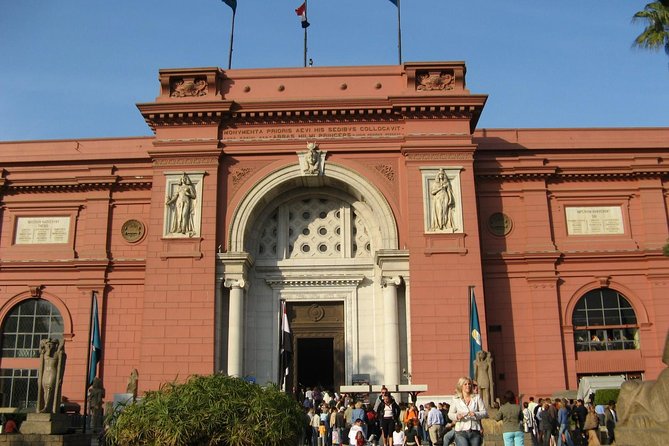 Egyptian Museum in Cairo: Private Guided Tour - Hotel pickup and the ride into central Cairo