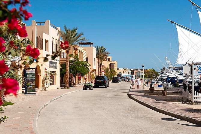 EL Gouna City Tour: Guided Tour with Shopping Stops from Hurghada - The shopping stop deserves a clear conversation