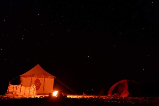Enjoy safari The black and white desert two night 3 days - Who should book this desert safari