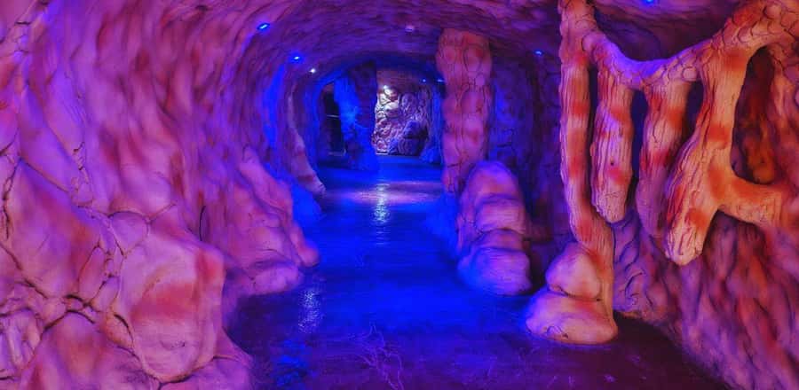 Entry Ticket: Grand Aquarium Hurgada - Touch pools and close-up encounters