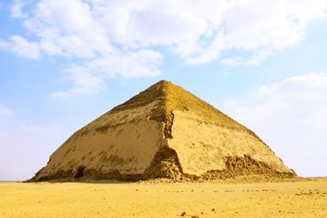 Epic 30 Pyramids of Egypt All-inclusive Full Day Tour - Giza Plateau: the essential first stop