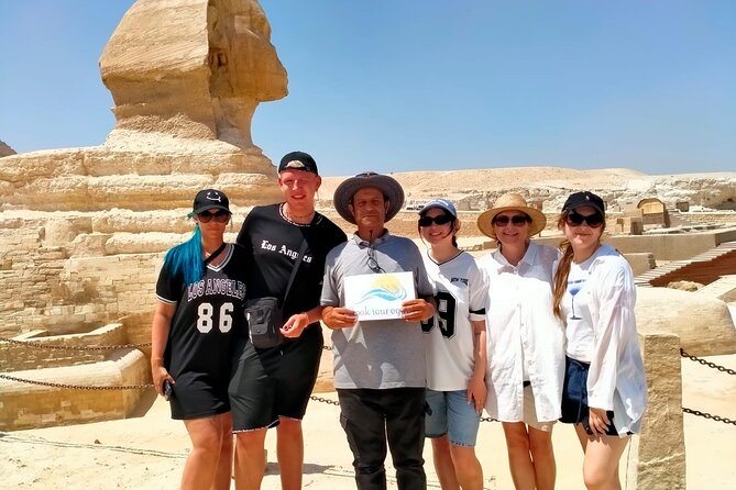 Excursion Hurghada Cairo Pyramids by plane - Small Group - Meeting the Pyramids of Giza