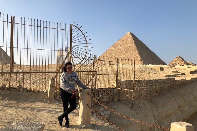 Experience Private Tour of Pyramids in Giza - Who should book this private pyramid visit?