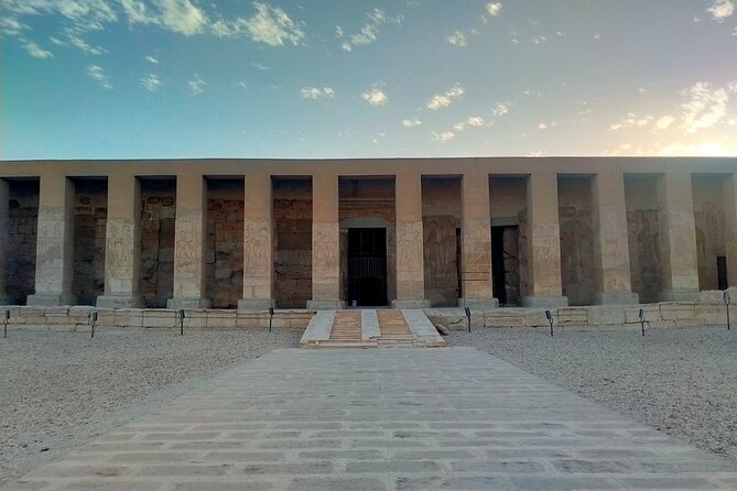 From Aswan: 2 Night-3 Day Nile Cruise & Hot Air Balloon Ride - Day 2: Edfu by horse and carriage