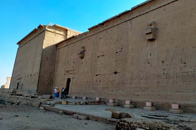 From Aswan: 2 Night-3 Day Nile Cruise & Hot Air Balloon Ride - Day 3: A hot-air balloon over Luxor