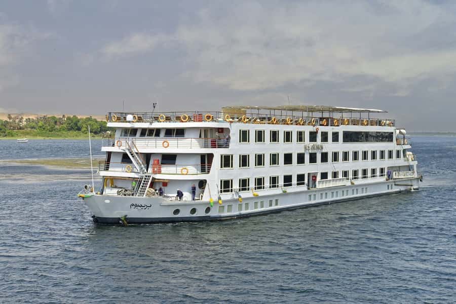From Aswan: 4 Days Nile River Cruise with Guided Tours - Aswan High Dam and Philae Island set the tone