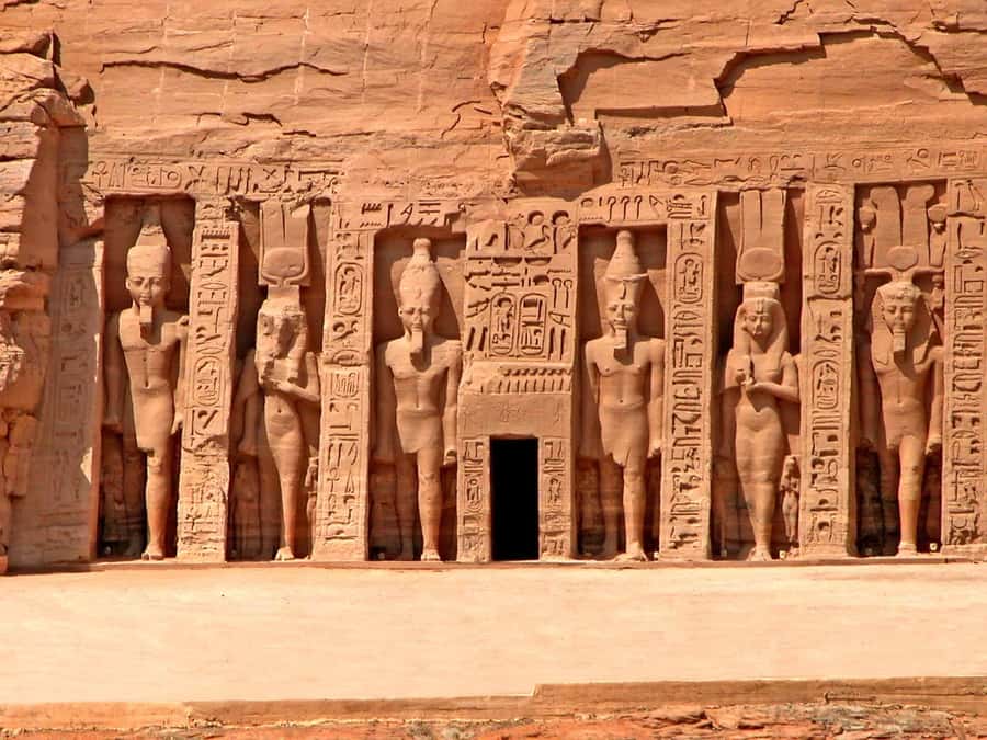 From Cairo: 2-Day Abu Simbel & Luxor Tour - Why this two-day route is useful