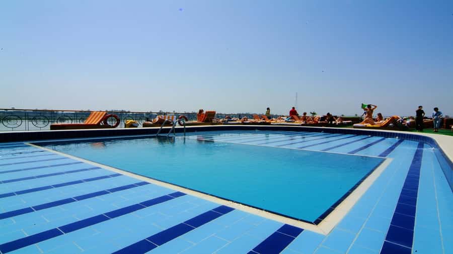 From Cairo: 4-Day Nile Cruise from Aswan to Luxor with Meals - Day four: Valley of the Kings, Hatshepsut, and Karnak