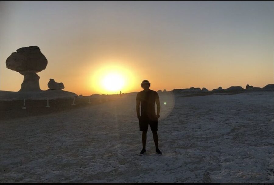 From Cairo: Bahariya Oasis and Black and White Desert Tour - Leaving Cairo behind at 6:00 AM