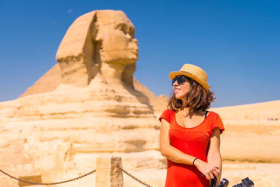 From Cairo: Half-Day Tour to Pyramids of Giza and the Sphinx - Meeting the Sphinx and Valley Temple of Khafre