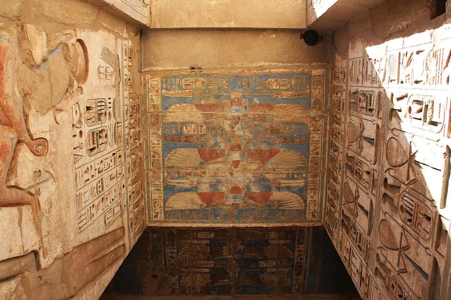 From Cairo: Luxor & Hot Air Balloon Private Trip by Plane - Lunch and the felucca ride