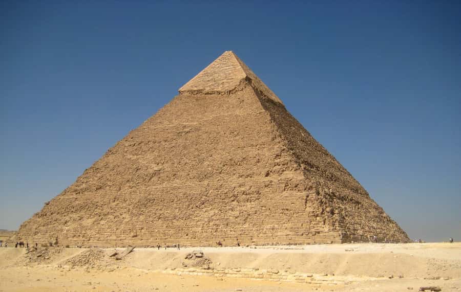 From Cairo or Giza: Giza Pyramids and Sphinx Private Tour - Meeting the Three Pyramids of Giza