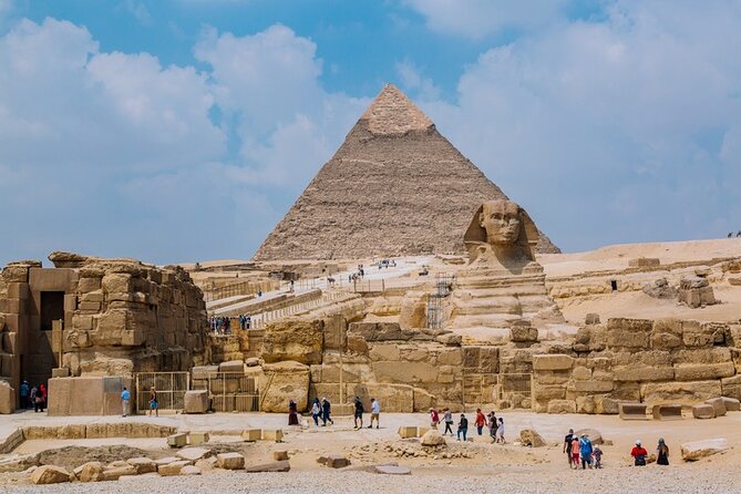 From Cairo: Private Crowd Free Half Day Pyramids Adventure - Koshary: a useful local ending