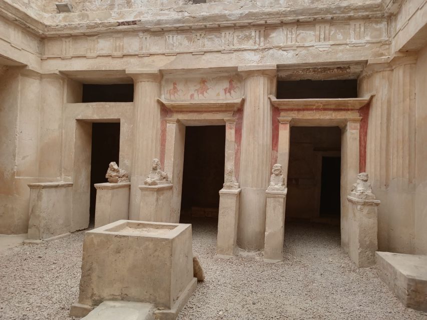 From Cairo: Private Luxurious Day Trip to Alexandria - Lunch at a local Alexandrian restaurant