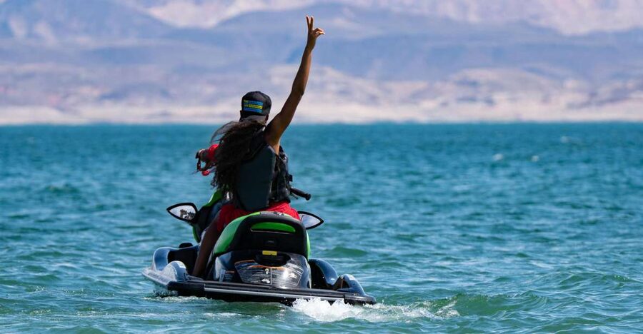 From Cairo: Red Sea Full-Day Trip with Optional Jet Ski Ride - The Red Sea beach: quiet, clear, and activity-light