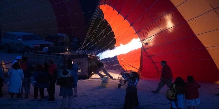 From Hurghada: 1-Night in Luxor, Hot Air Balloon, & Transfer - Sunrise over Luxor from a hot air balloon