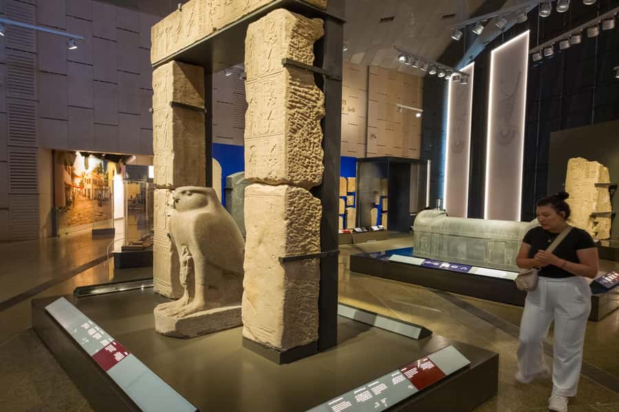 From Hurghada: Grand Egyptian Museum Pyramids Cairo Day Trip - Two hours inside the Grand Egyptian Museum