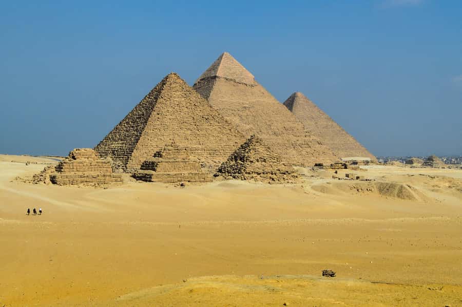 From Hurghada: Pyramids & Museum Small Group Tour by Van - Guides, drivers, and the small-group difference