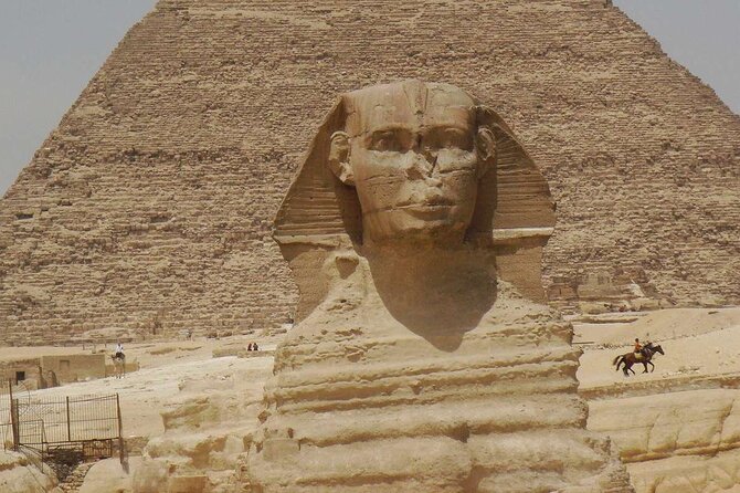 From Hurghada To Cairo and Giza Highlights Full-Day Tour - Optional two-hour Nile boat ride