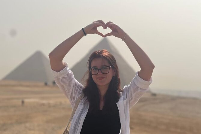 From Hurghada To Cairo and Giza Highlights Full-Day Tour - Three hours among the Pyramids of Giza