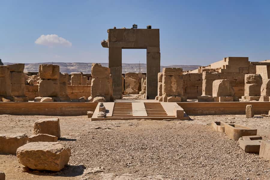 From Luxor: Day Trip to Dendera & Abydos Temples with Guide - Who should book this trip?