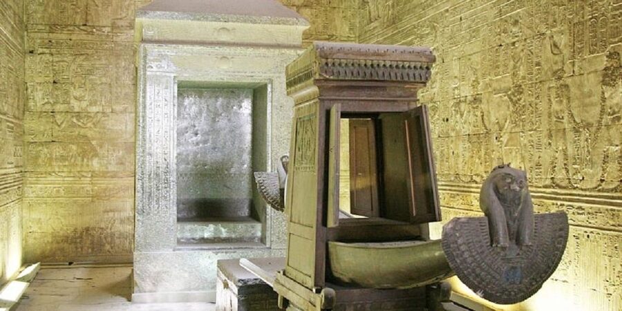 From Luxor: Edfu, Kom Ombo, Aswan Private All-Inclusive Tour - Philae Temple and the boat approach