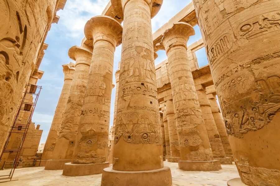From Luxor: Guided Tour to East or West Banks with Lunch - Guides, transport, and the pace of the day