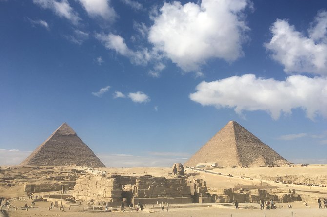 Full-Day Giza Pyramids and Egyptian Museum Private Tour - What the Egyptologist guide adds