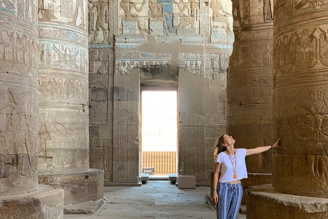 Full Day Private Luxor East & West Bank Tour With Egyptian Lunch - Karnak Temple: two hours among colossal columns