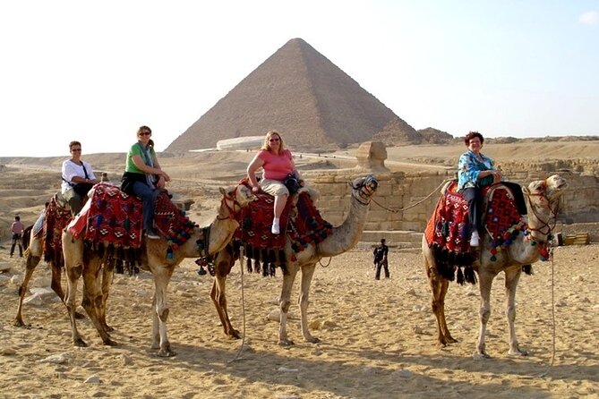Full day tour Giza Pyramids Sphinx &Lunch and Shopping tour - The panoramic viewpoint and photo time