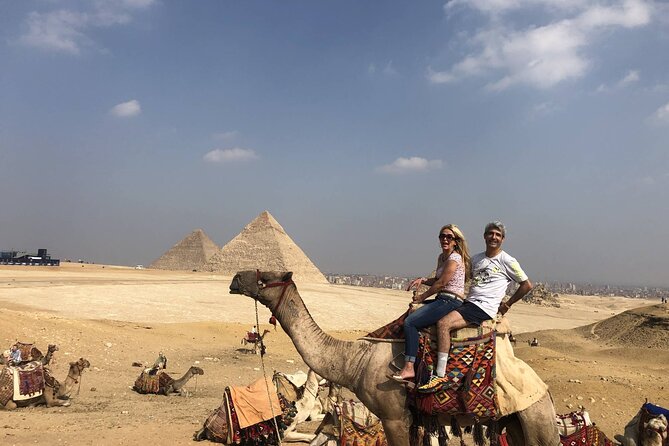 Full day tour Giza Pyramids Sphinx &Lunch and Shopping tour - Comparing Chephren and Mycerinus