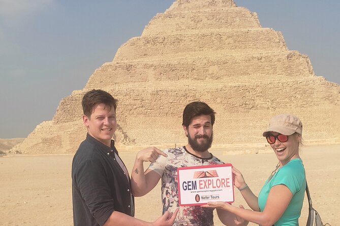 Full Day Tour Giza Pyramids, Sphinx, Saqqara &Dahshur Pyramids - Meeting the Sphinx and visiting the Valley Temple