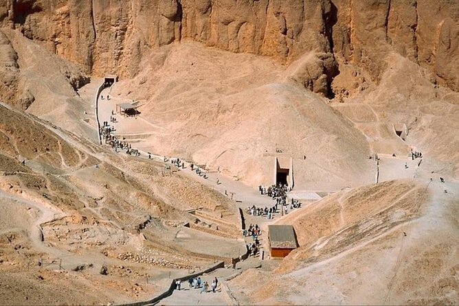 Full Day Tour of Luxor West Bank Temples and Tombs (Private) - Valley of the Queens: a different royal burial ground