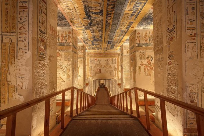 Full Day Tour to East and WestBanks of Luxor (Private) - Temple of Queen Hatshepsut at Deir el Bahari