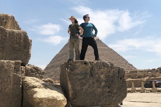 Full - Day Tour to Giza Pyramids , Cairo Museum & Bazaar Includes Lunch - Key points at a glance