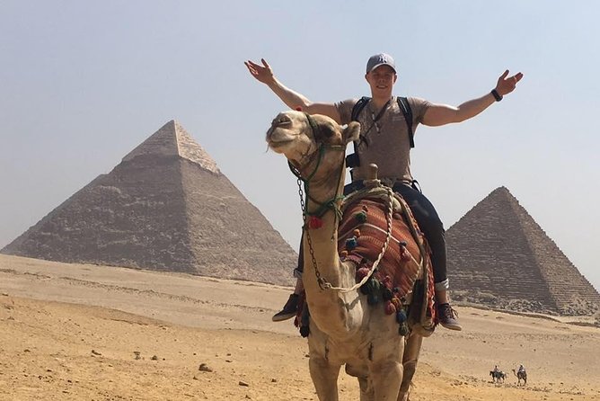 Full day tour to Pyramids Sphinx and Egyptian Museum of Cairo - Crossing Cairo to Tahrir Square and the museum