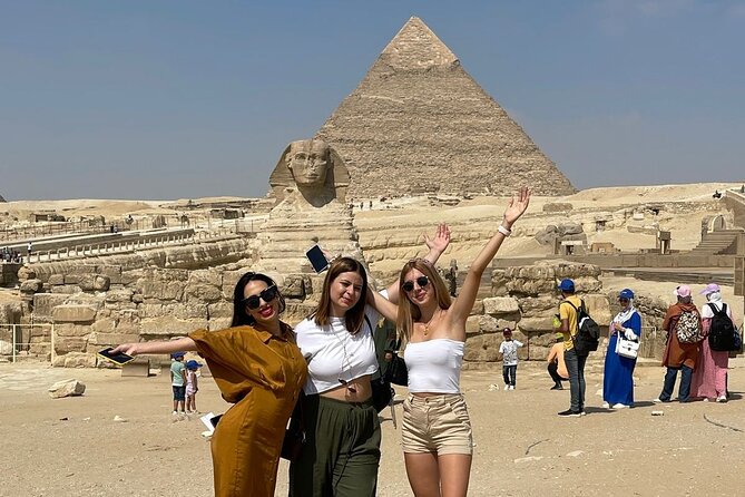 Full Day Tour to Royal Mummies, Giza pyramids, Sphinx and Bazaar - Giza Pyramids and the Sphinx in a two-hour visit