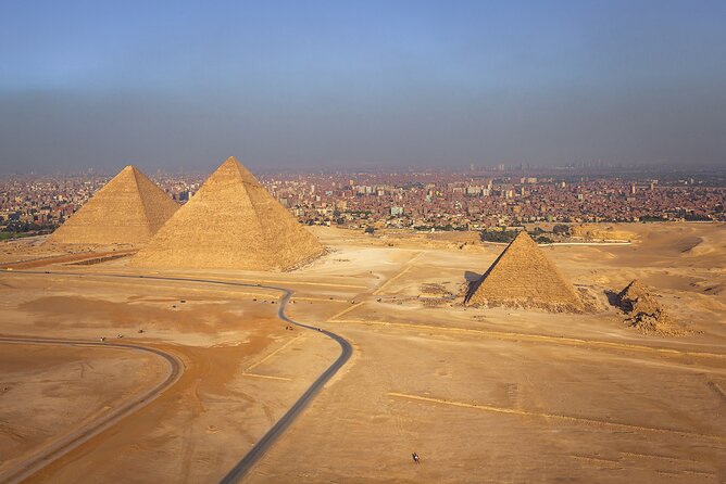 Full Day Tour Visit Pyramids, Sphinix, Saqqara and Dahsour - Lunch, shopping stops, and local customs