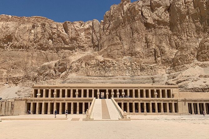 Full Day Trip from Cairo to Luxor - The Valley of the Kings and the extra King Tut ticket