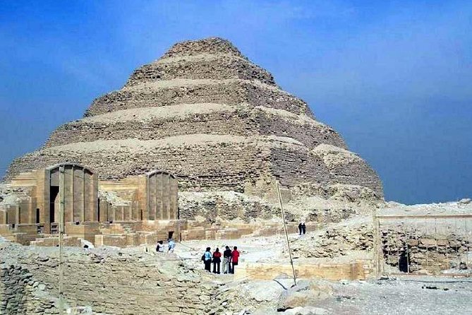 Full-DayTour to Sakkarh,Memphis,Dahshur and Gizah Pyramids - Key Points at a Glance