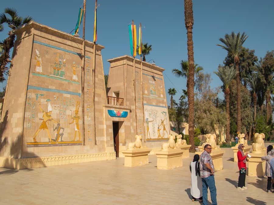 Giza: Pharaonic Village Half-Day Tour with Hotel Pickup - Tutankhamun’s tomb replica