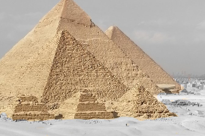Giza pyramids and sphinx - Farouk’s role in the experience