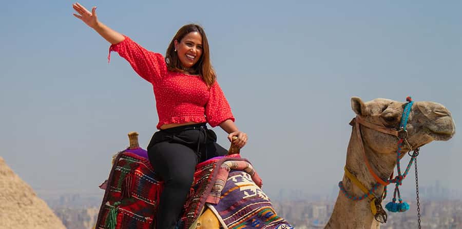 Giza: Pyramids at Sunset Guided Camel Tour - Key points before you book