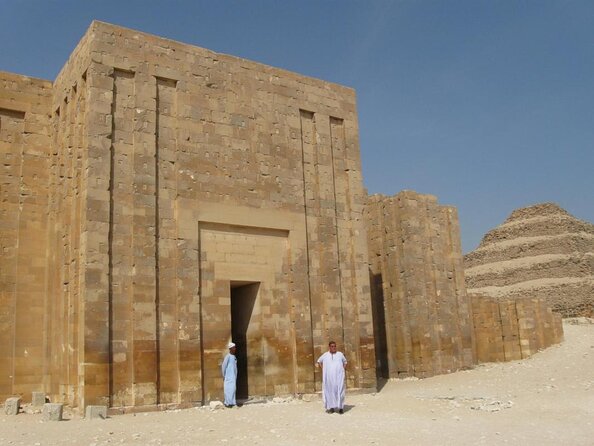 Giza Pyramids, Memphis and Sakkara - Giza: three pyramids, one Sphinx, and a lot to take in