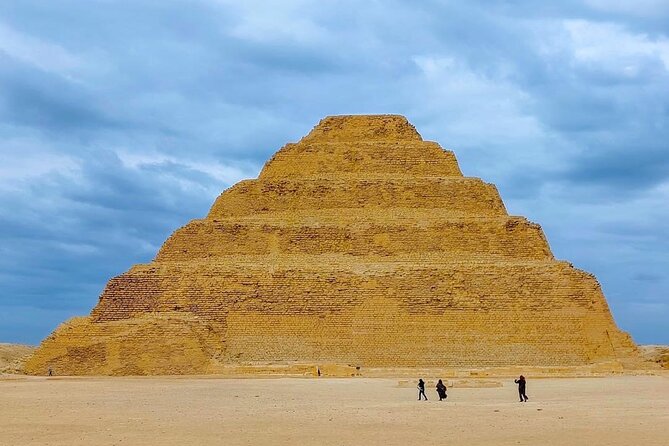 Giza Pyramids,Sphinx,Camel Ride,ATV Bike,Shopping,Dinner cruiseII - Hotel pickup makes a long Cairo day easier