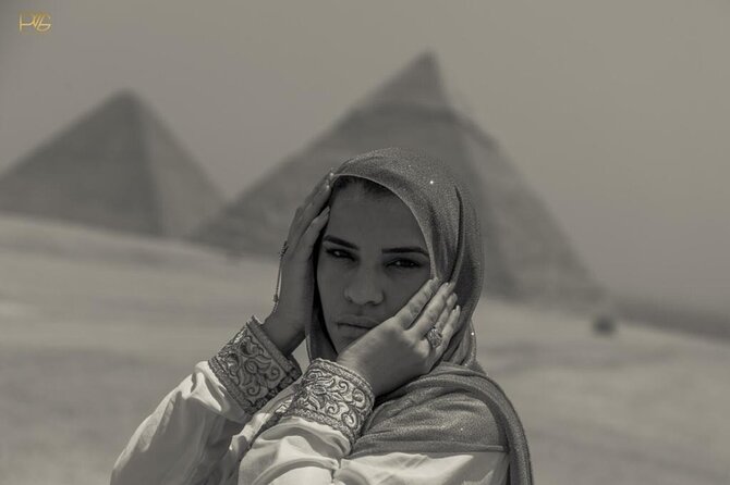 Giza Pyramids & Sphinx day trip - Why a private visit helps at Giza